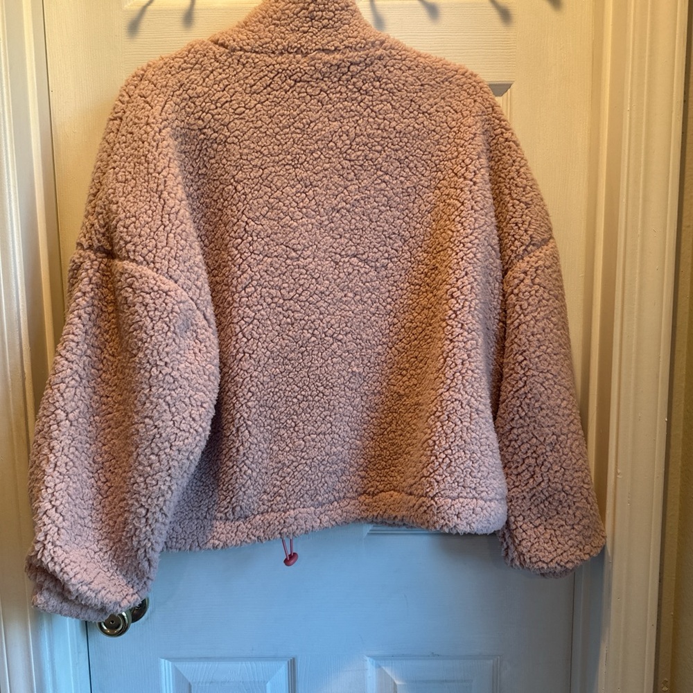 Urban Outfitters Cream Sherpa Jacket - Picture 6 of 6